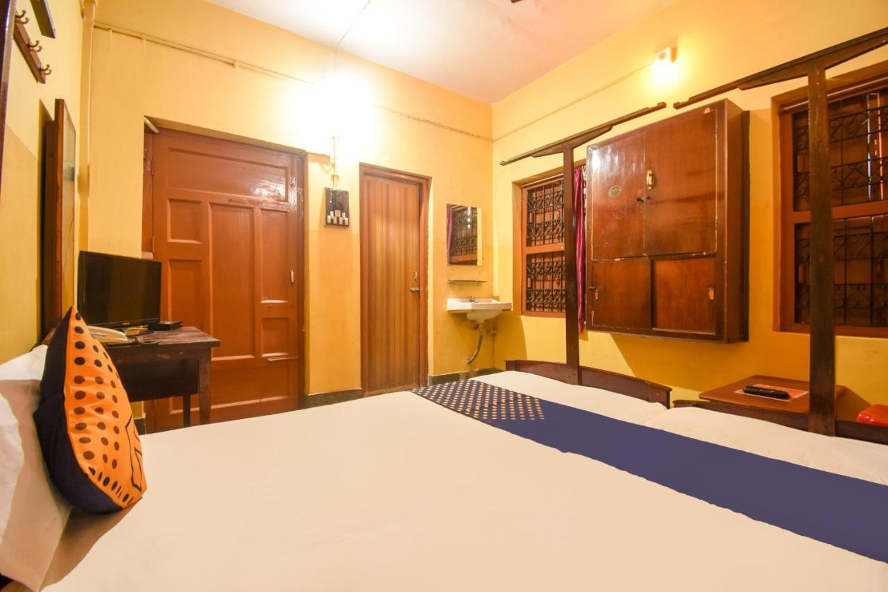 Spot On Hotel Vijaya Kattak Kültér fotó