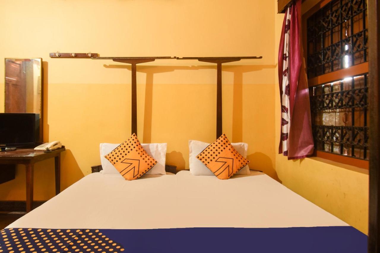 Spot On Hotel Vijaya Kattak Kültér fotó