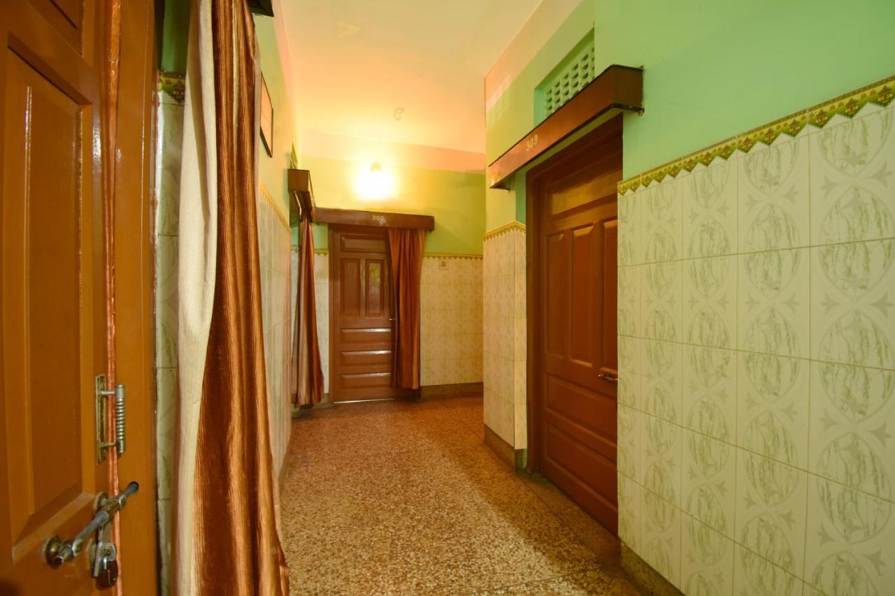 Spot On Hotel Vijaya Kattak Kültér fotó